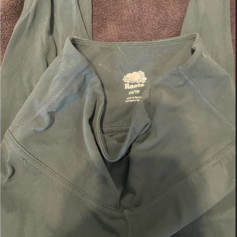 Dark green roots leggings